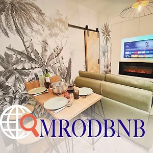 Appartement La Belle By Mrodbnb - Neuf - Vue - 25m & Resto - Cine - Cheminee - Popcorn