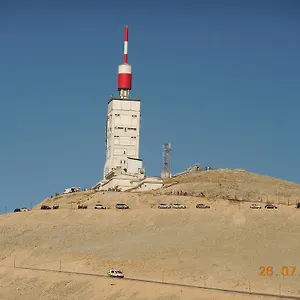 https://les-cigales-du-ventoux.fr-provencehotel.com